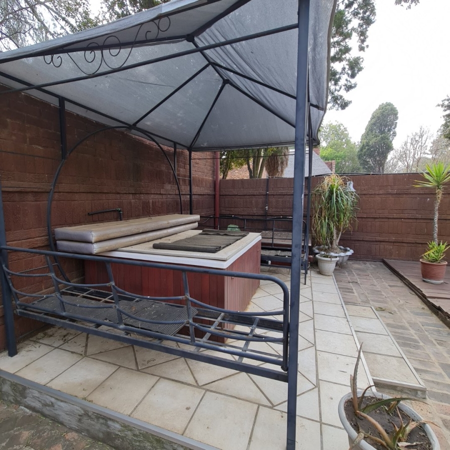 6 Bedroom Property for Sale in Sasolburg Free State